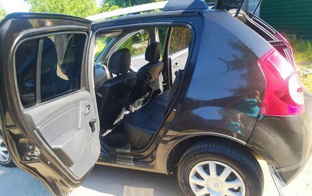 Renault Logan I, 2010 год, 509 000 рублей, 7 фотография