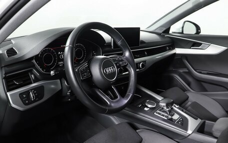 Audi A4, 2018 год, 2 690 000 рублей, 15 фотография
