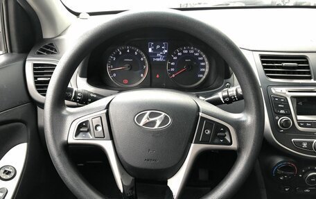 Hyundai Solaris II рестайлинг, 2015 год, 830 000 рублей, 12 фотография
