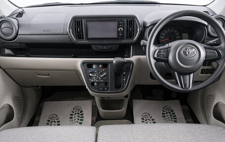 Toyota Passo III, 2018 год, 949 000 рублей, 9 фотография