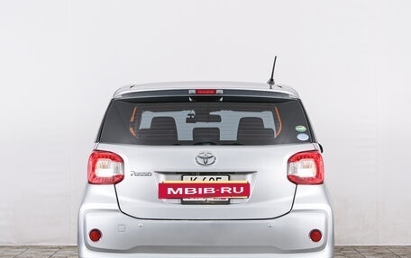 Toyota Passo III, 2018 год, 949 000 рублей, 4 фотография
