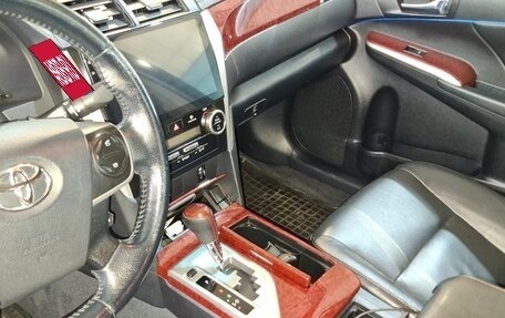 Toyota Camry, 2013 год, 1 850 000 рублей, 4 фотография