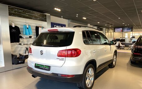 Volkswagen Tiguan I, 2015 год, 1 780 000 рублей, 4 фотография