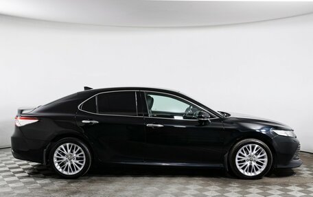 Toyota Camry, 2020 год, 3 090 000 рублей, 4 фотография