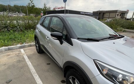 Renault Kaptur I рестайлинг, 2019 год, 1 500 000 рублей, 2 фотография
