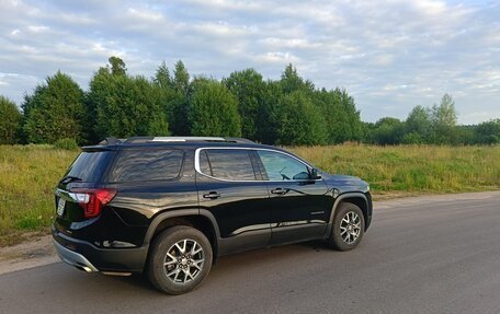 GMC Acadia II, 2022 год, 3 050 000 рублей, 2 фотография