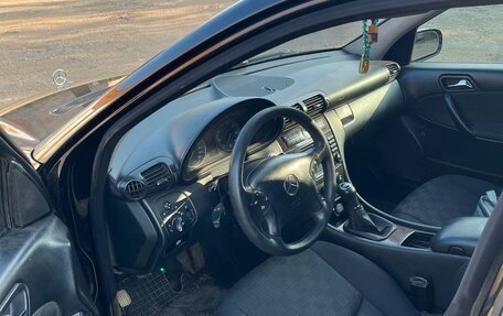 Mercedes-Benz C-Класс, 2006 год, 750 000 рублей, 5 фотография