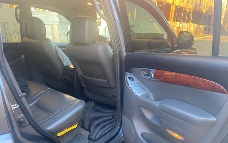 Toyota Land Cruiser Prado 120 рестайлинг, 2004 год, 1 730 000 рублей, 9 фотография