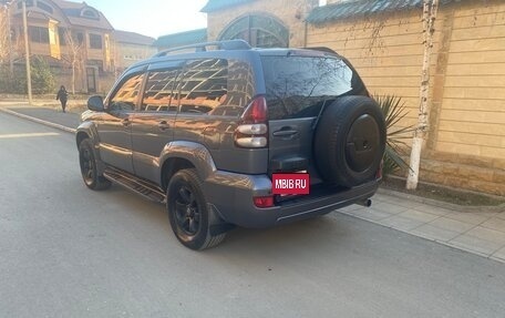Toyota Land Cruiser Prado 120 рестайлинг, 2004 год, 1 730 000 рублей, 5 фотография