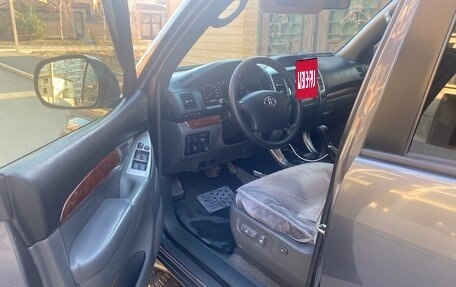Toyota Land Cruiser Prado 120 рестайлинг, 2004 год, 1 730 000 рублей, 6 фотография