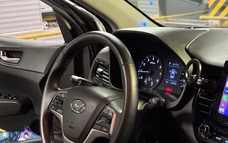 Hyundai Solaris II рестайлинг, 2017 год, 1 300 000 рублей, 11 фотография