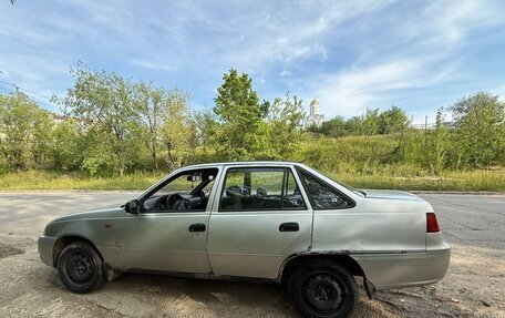 Daewoo Nexia I рестайлинг, 2010 год, 130 000 рублей, 4 фотография