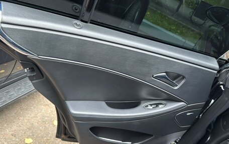 Mercedes-Benz CLS, 2005 год, 1 750 000 рублей, 3 фотография