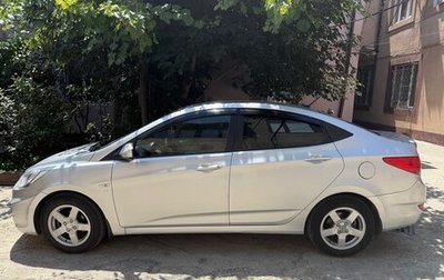 Hyundai Solaris II рестайлинг, 2013 год, 730 000 рублей, 1 фотография