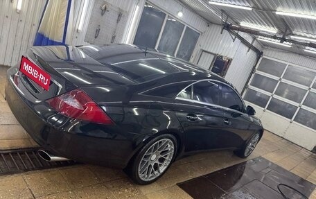 Mercedes-Benz CLS, 2005 год, 1 750 000 рублей, 13 фотография