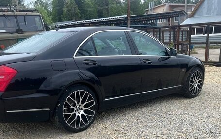 Mercedes-Benz S-Класс, 2011 год, 2 100 000 рублей, 8 фотография