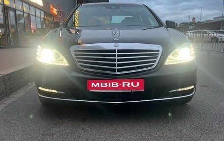 Mercedes-Benz S-Класс, 2011 год, 2 100 000 рублей, 7 фотография