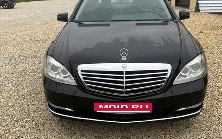 Mercedes-Benz S-Класс, 2011 год, 2 100 000 рублей, 6 фотография