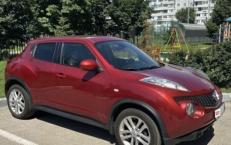 Nissan Juke II, 2011 год, 1 111 000 рублей, 2 фотография