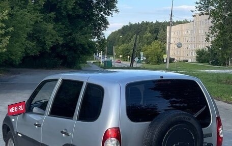 Chevrolet Niva I рестайлинг, 2011 год, 409 000 рублей, 9 фотография