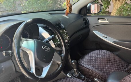 Hyundai Solaris II рестайлинг, 2013 год, 730 000 рублей, 7 фотография
