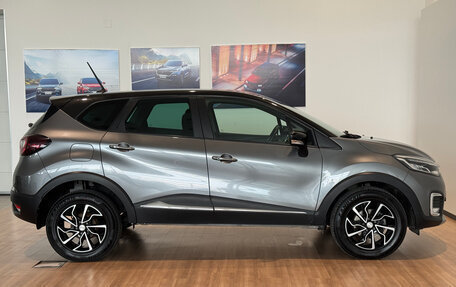 Renault Kaptur I рестайлинг, 2020 год, 1 660 000 рублей, 4 фотография