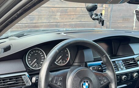 BMW 5 серия, 2004 год, 1 100 000 рублей, 11 фотография
