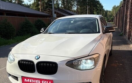 BMW 1 серия, 2012 год, 1 250 000 рублей, 3 фотография