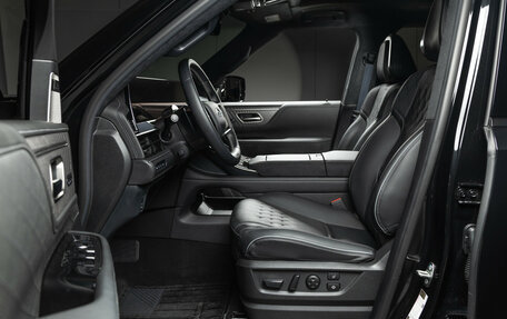Infiniti QX80, 2024 год, 17 000 000 рублей, 20 фотография
