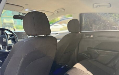 Hyundai Solaris II рестайлинг, 2018 год, 1 350 000 рублей, 15 фотография