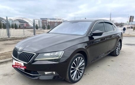 Skoda Superb III рестайлинг, 2016 год, 1 690 000 рублей, 2 фотография