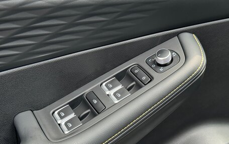 Geely Coolray I, 2025 год, 1 950 000 рублей, 10 фотография