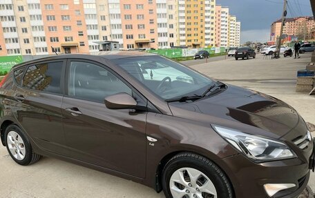 Hyundai Solaris II рестайлинг, 2015 год, 950 000 рублей, 16 фотография