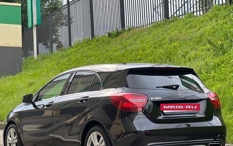 Mercedes-Benz A-Класс, 2017 год, 1 650 000 рублей, 4 фотография
