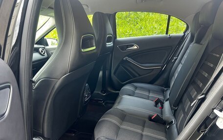 Mercedes-Benz A-Класс, 2017 год, 1 650 000 рублей, 17 фотография