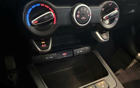 KIA Rio IV, 2020 год, 1 643 000 рублей, 19 фотография