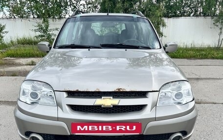 Chevrolet Niva I рестайлинг, 2011 год, 420 000 рублей, 3 фотография