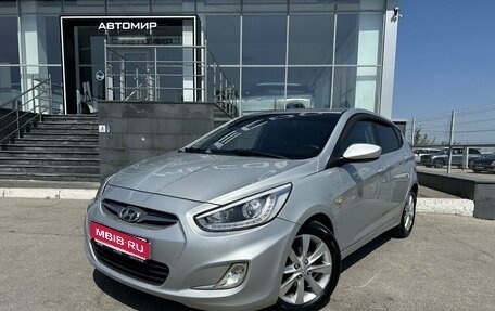Hyundai Solaris II рестайлинг, 2013 год, 870 000 рублей, 1 фотография