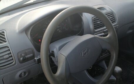 Hyundai Accent II, 2003 год, 280 000 рублей, 6 фотография