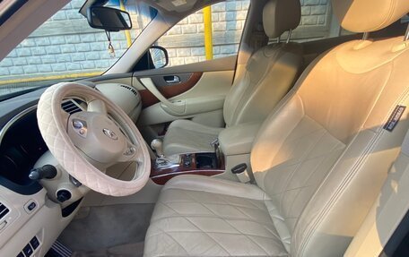 Infiniti QX70, 2014 год, 2 100 000 рублей, 8 фотография