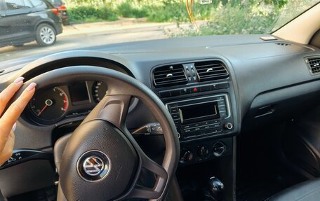 Volkswagen Polo VI (EU Market), 2019 год, 965 000 рублей, 2 фотография