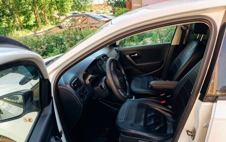 Volkswagen Polo VI (EU Market), 2019 год, 965 000 рублей, 3 фотография