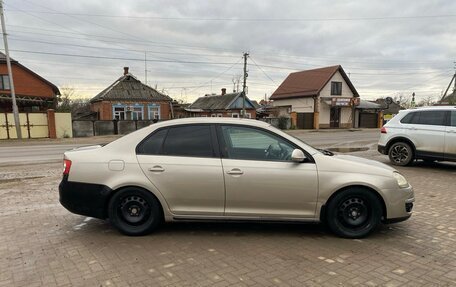 Volkswagen Jetta VI, 2006 год, 390 000 рублей, 6 фотография
