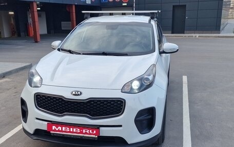 KIA Sportage IV рестайлинг, 2017 год, 1 900 000 рублей, 10 фотография