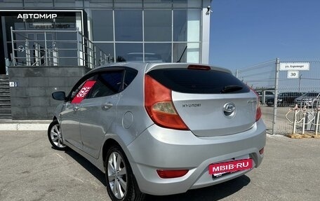 Hyundai Solaris II рестайлинг, 2013 год, 870 000 рублей, 7 фотография