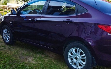 Hyundai Solaris II рестайлинг, 2011 год, 750 000 рублей, 12 фотография