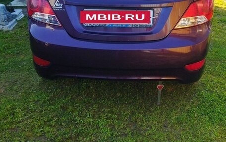 Hyundai Solaris II рестайлинг, 2011 год, 750 000 рублей, 4 фотография