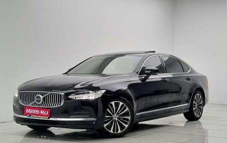Volvo S90 II рестайлинг, 2024 год, 4 150 000 рублей, 1 фотография