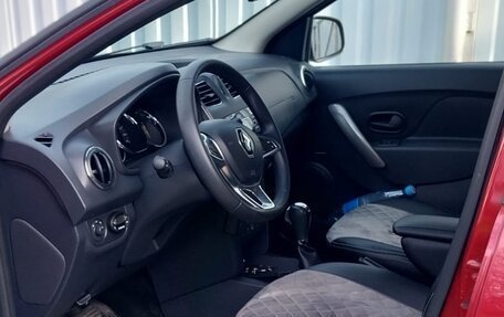 Renault Sandero II рестайлинг, 2019 год, 3 фотография
