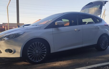 Ford Focus III, 2013 год, 750 000 рублей, 2 фотография
